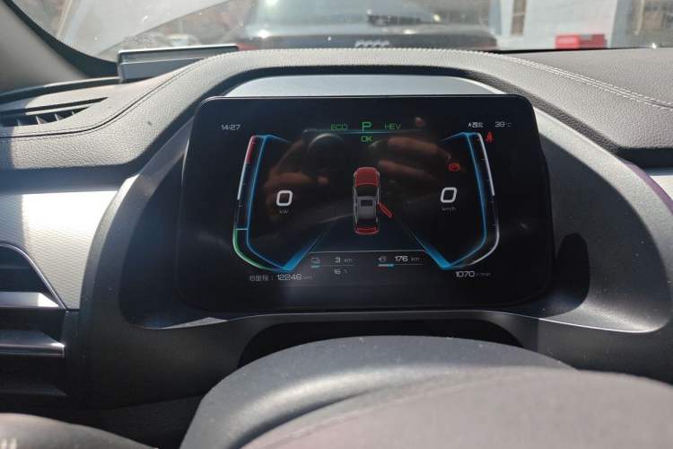 Used BYD Qin Pro New Energy 2019 DM Super Edition 1.5TI Automatic Smart Connect X-Trail Model China VI Standard Odometer Close Up