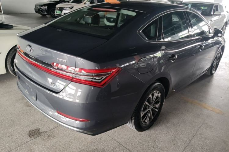 Used BYD Qin Pro New Energy 2019 DM Super Edition 1.5TI Automatic Smart Connect X-Trail Model China VI Standard Rear Right 45 Deg