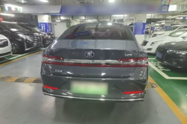 Used BYD Qin Pro New Energy 2019 EV Super Edition High-Power Smart Connect Luxurious Model Rear