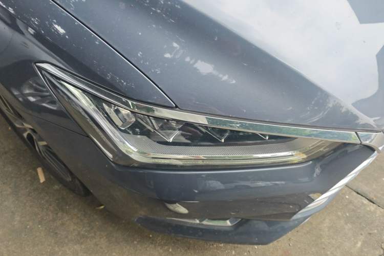 Used BYD Qin Pro New Energy 2019 DM Super Edition 1.5TI Automatic Smart Connect Prestige Model China VI Standard Right Front Headlight