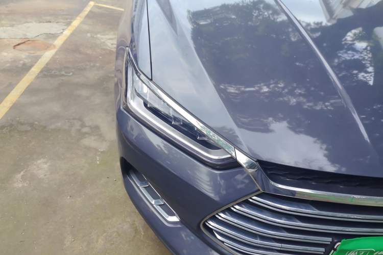 Used BYD Qin Pro New Energy 2019 DM Super Edition 1.5TI Automatic Smart Connect X-Trail Model China VI Standard Right Front Headlight