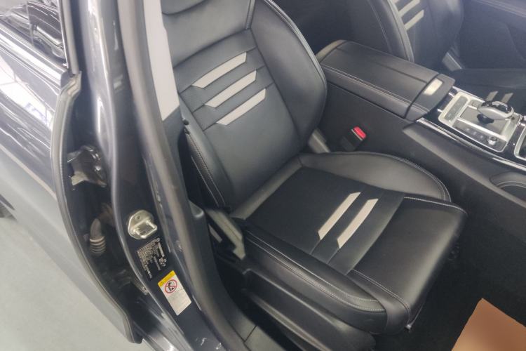 Used BYD Qin Pro New Energy 2019 DM Super Edition 1.5TI Automatic Smart Connect Enjoyment Model China VI Standard Right Front Seat