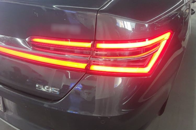 Used BYD Qin Pro New Energy 2019 DM Super Edition 1.5TI Automatic Smart Connect Enjoyment Model China VI Standard Right Rear Taillight