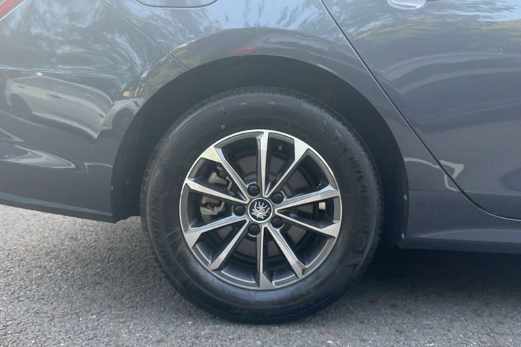 Used BYD Qin Pro New Energy 2019 DM Super Edition 1.5TI Automatic Smart Connect X-Trail Model China VI Standard Right Rear Wheel Hub