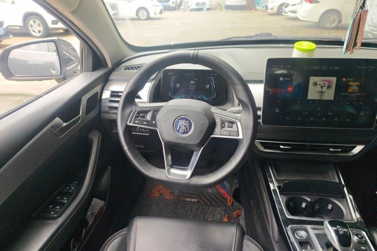 Used BYD Qin Pro New Energy 2019 DM Super Edition 1.5TI Automatic Smart Connect Prestige Model China VI Standard Steering Wheel
