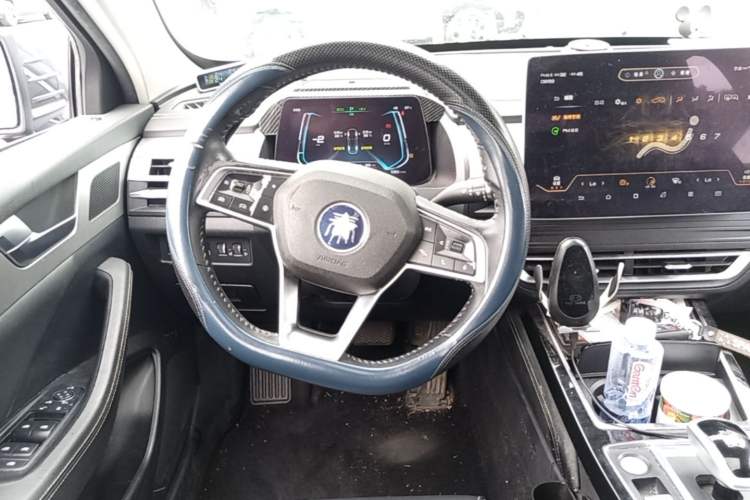 Used BYD Qin Pro New Energy 2019 DM Super Edition 1.5TI Automatic Smart Connect Prestige Model China VI Standard Steering Wheel