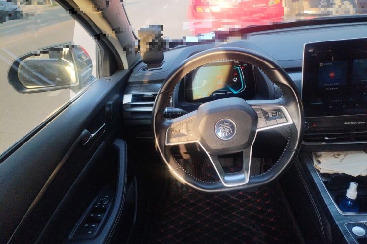 Used BYD Qin Pro New Energy 2019 EV Super Edition High-Power Smart Connect Luxurious Model Steering Wheel