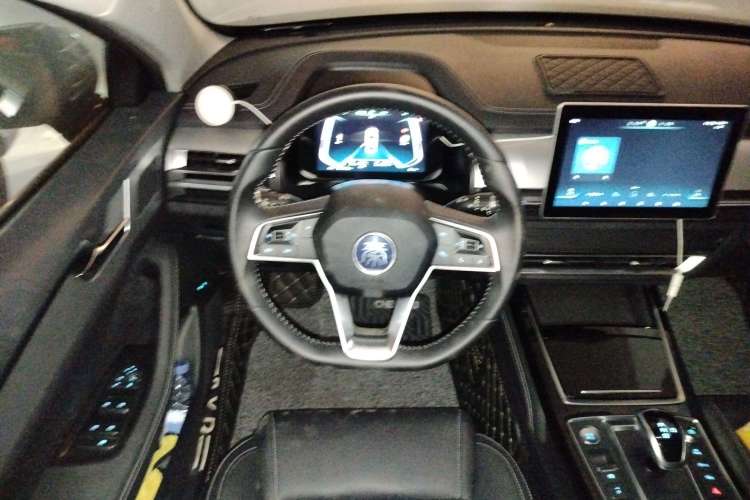 Used BYD Qin Pro New Energy 2019 DM Super Edition 1.5TI Automatic Smart Connect X-Trail Model China VI Standard Steering Wheel