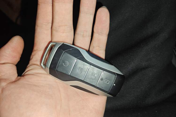 Used BYD Qin Pro New Energy 2019 EV Super Edition High-Power Long-Range Smart-Connected Cutting-Edge Model Vehicle Key