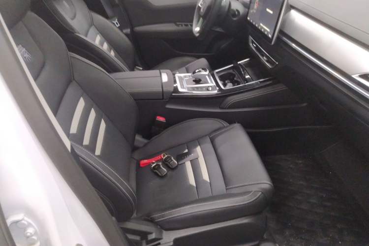 Used BYD Qin Pro New Energy 2019 DM Super Edition 1.5TI Automatic Smart Connect Enjoyment Model China VI Standard Right Front Seat