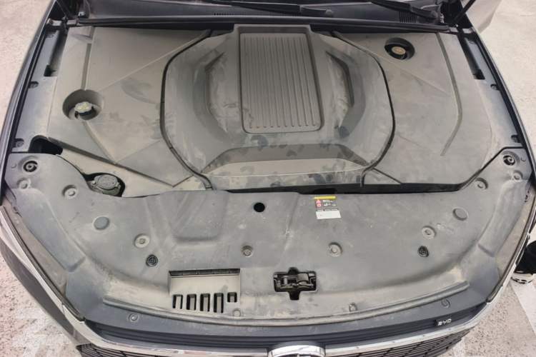 Used BYD Qin Pro New Energy 2019 EV Super Edition High-Power Smart Connect & Premium Model Engine Bay