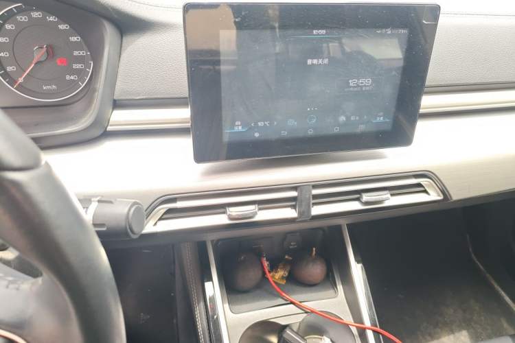 Used BYD Qin Pro New Energy 2019 EV Super Edition Standard Version Smart Connect Leading Style Audio And AC Panel