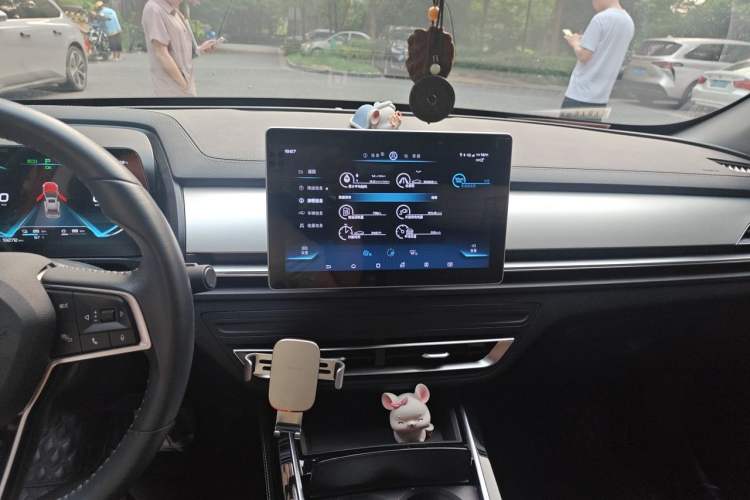 Used BYD Qin Pro New Energy 2019 DM Super Edition 1.5TI Automatic Smart Connect X-Trail Model China VI Standard Audio And AC Panel