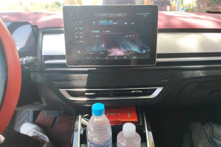 Used BYD Qin Pro New Energy 2019 DM Super Edition 1.5TI Automatic Smart Connect X-Trail Model China VI Standard Audio And AC Panel