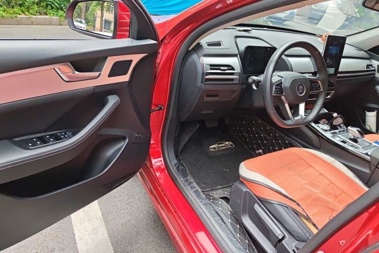Used BYD Qin Pro New Energy 2019 DM Super Edition 1.5TI Automatic Smart Connect X-Trail Model China VI Standard Driver Seat