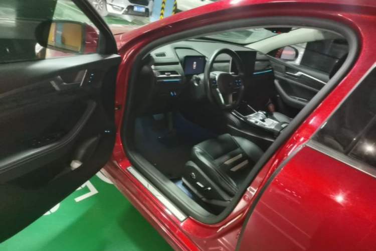 Used BYD Qin Pro New Energy 2019 EV Super Edition High-Power Long-Range Smart-Connected Cutting-Edge Model Driver Seat