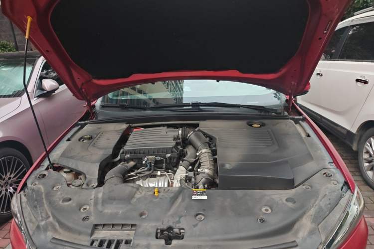 Used BYD Qin Pro New Energy 2019 DM Super Edition 1.5TI Automatic Smart Connect X-Trail Model China VI Standard Engine Bay