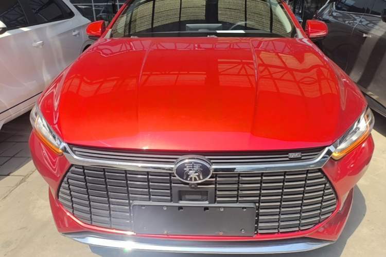 Used BYD Qin Pro New Energy 2019 EV Super Edition High-Power Smart Connect & Premium Model Front