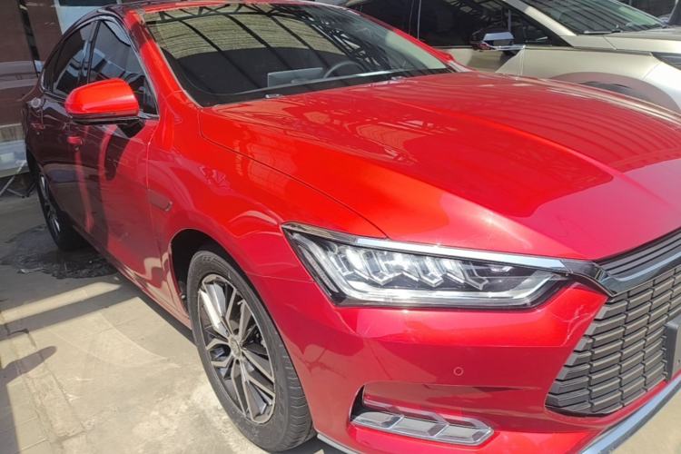 Used BYD Qin Pro New Energy 2019 EV Super Edition High-Power Smart Connect & Premium Model Front Right 45 Deg