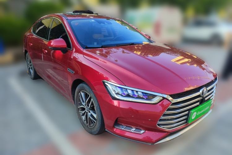 Used BYD Qin Pro New Energy 2019 DM Super Edition 1.5TI Automatic Smart Connect Prestige Model China VI Standard Front Right 45 Deg