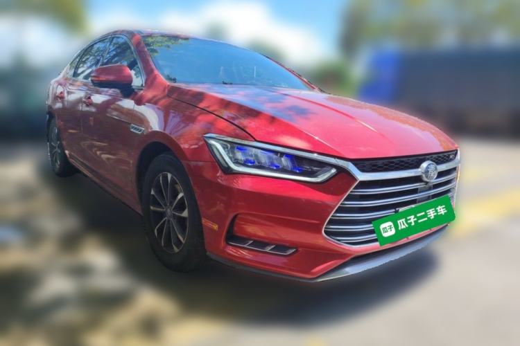 Used BYD Qin Pro New Energy 2019 DM Super Edition 1.5TI Automatic Smart Connect X-Trail Model China VI Standard Front Right 45 Deg