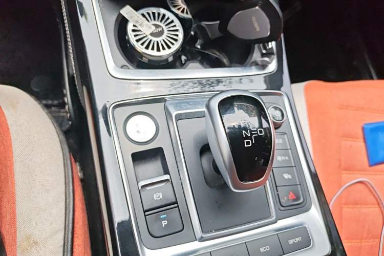 Used BYD Qin Pro New Energy 2019 DM Super Edition 1.5TI Automatic Smart Connect X-Trail Model China VI Standard Gear Lever