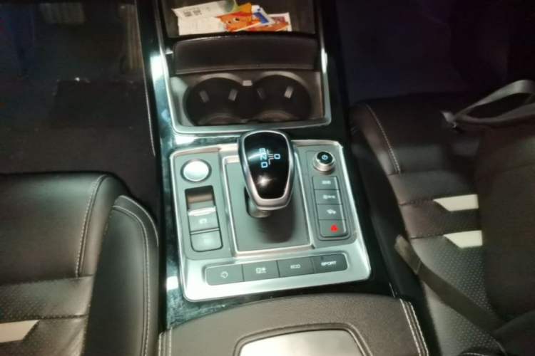 Used BYD Qin Pro New Energy 2019 EV Super Edition High-Power Long-Range Smart-Connected Cutting-Edge Model Gear Lever