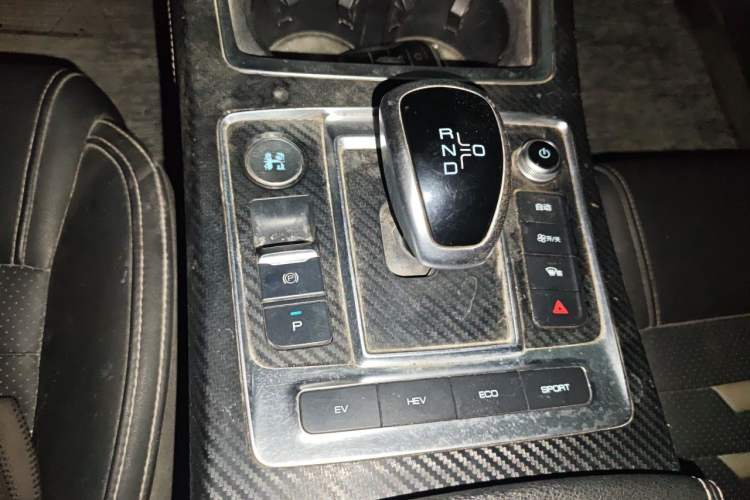 Used BYD Qin Pro New Energy 2019 DM Super Edition 1.5TI Automatic Smart Connect X-Trail Model China VI Standard Gear Lever