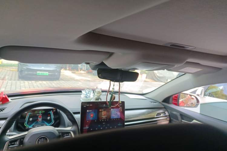 Used BYD Qin Pro New Energy 2019 EV Super Edition High-Power Smart Connect Luxurious Model Headliner
