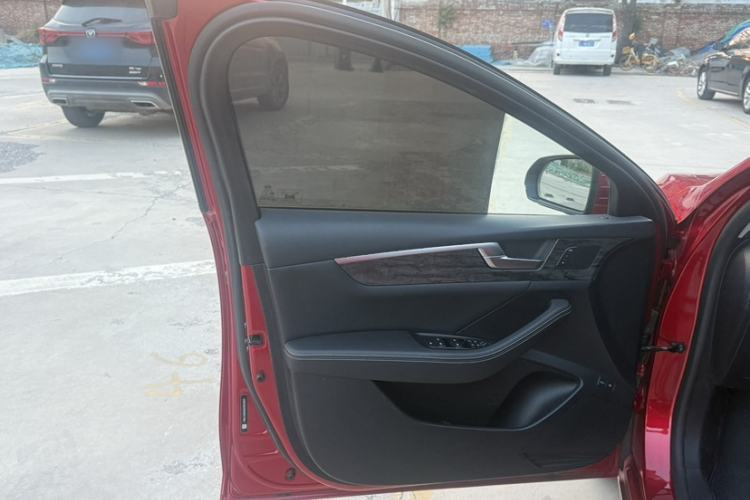 Used BYD Qin Pro New Energy 2019 EV Super Edition High-Power Long-Range Smart-Connected Cutting-Edge Model Interior 2