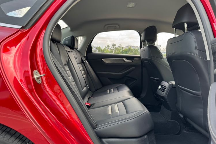 Used BYD Qin Pro New Energy 2019 DM 1.5TI Automatic Navigation Edition Interior 3