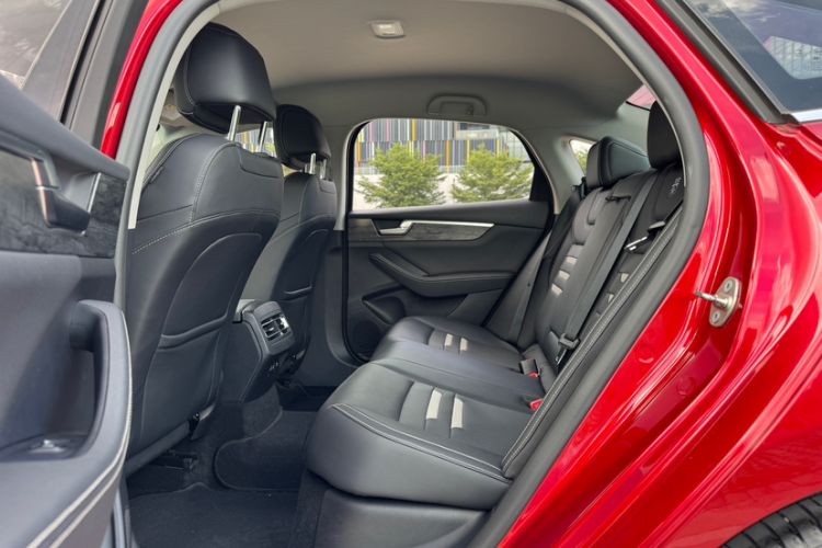 Used BYD Qin Pro New Energy 2019 DM 1.5TI Automatic Navigation Edition Interior 9
