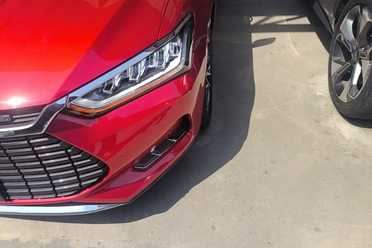 Used BYD Qin Pro New Energy 2019 EV Super Edition High-Power Smart Connect & Premium Model Left Front Headlight