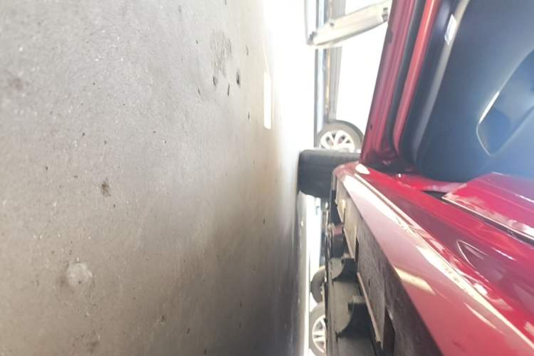 Used BYD Qin Pro New Energy 2019 EV Super Edition High-Power Smart Connect & Premium Model Left Side Sill