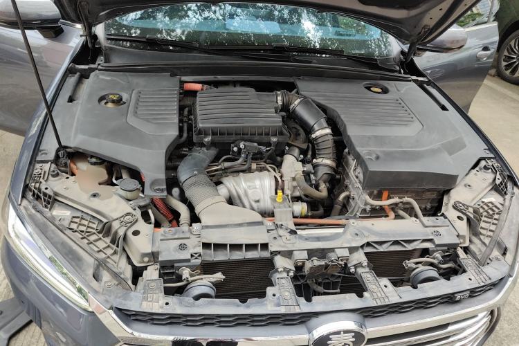 Used BYD Qin Pro New Energy 2019 DM Super Edition 1.5TI Automatic Smart Connect Speedy Model China V Standard Engine Bay
