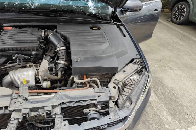 Used BYD Qin Pro New Energy 2019 DM Super Edition 1.5TI Automatic Smart Connect Speedy Model China V Standard Engine Bay Left