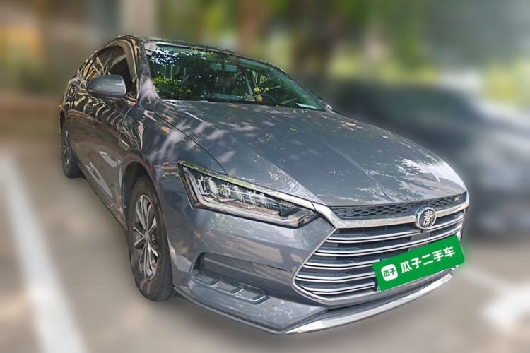 Used BYD Qin Pro New Energy 2019 DM Super Edition 1.5TI Automatic Smart Connect X-Trail Model China VI Standard Front Right 45 Deg