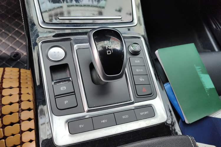 Used BYD Qin Pro New Energy 2019 DM Super Edition 1.5TI Automatic Smart Connect Speedy Model China V Standard Gear Lever
