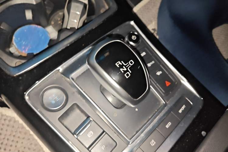 Used BYD Qin Pro New Energy 2019 EV Super Edition High-Power Long-Range Smart-Connected Cutting-Edge Model Gear Lever