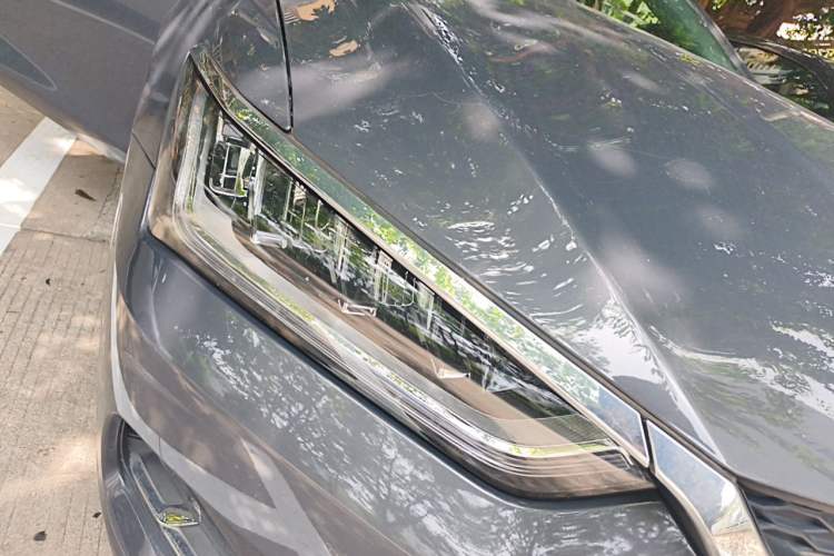 Used BYD Qin Pro New Energy 2019 DM Super Edition 1.5TI Automatic Smart Connect X-Trail Model China VI Standard Right Front Headlight