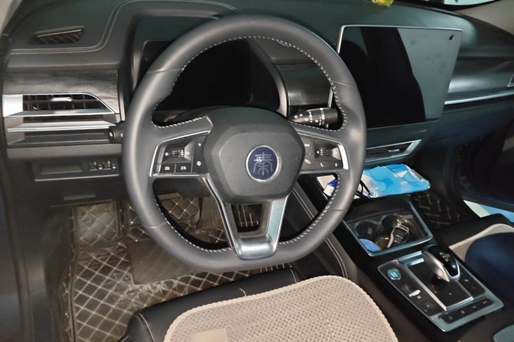 Used BYD Qin Pro New Energy 2019 EV Super Edition High-Power Long-Range Smart-Connected Cutting-Edge Model Steering Wheel