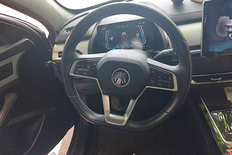 Used BYD Qin Pro New Energy 2019 DM Super Edition 1.5TI Automatic Smart Connect X-Trail Model China VI Standard Steering Wheel