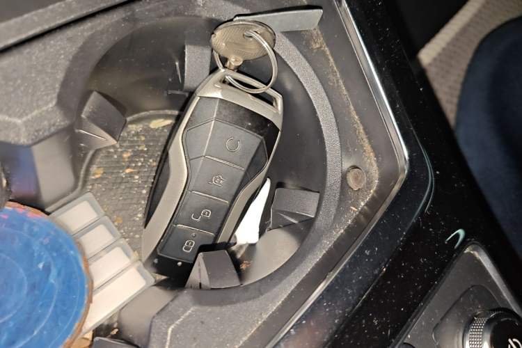 Used BYD Qin Pro New Energy 2019 EV Super Edition High-Power Long-Range Smart-Connected Cutting-Edge Model Vehicle Key