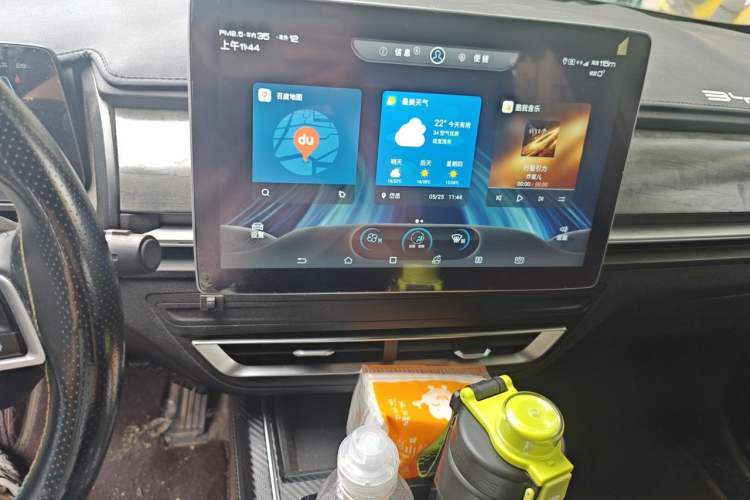 Used BYD Qin Pro New Energy 2019 EV Super Edition High-Power Long-Range Smart-Connected Cutting-Edge Model Audio And AC Panel