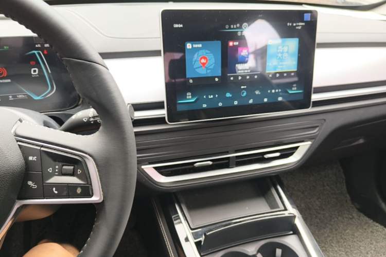 Used BYD Qin Pro New Energy 2019 DM Super Edition 1.5TI Automatic Smart Connect X-Trail Model China VI Standard Audio And AC Panel
