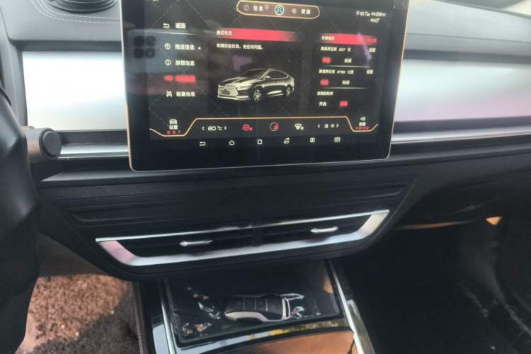 Used BYD Qin Pro New Energy 2019 DM Super Edition 1.5TI Automatic Smart Connect X-Trail Model China VI Standard Audio And AC Panel