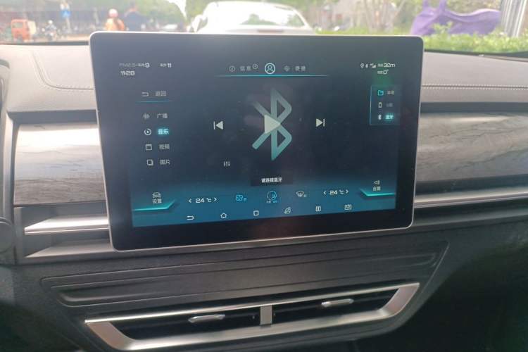 Used BYD Qin Pro New Energy 2019 EV Super Edition High-Power Long-Range Smart-Connected Leading Model Audio And AC Panel