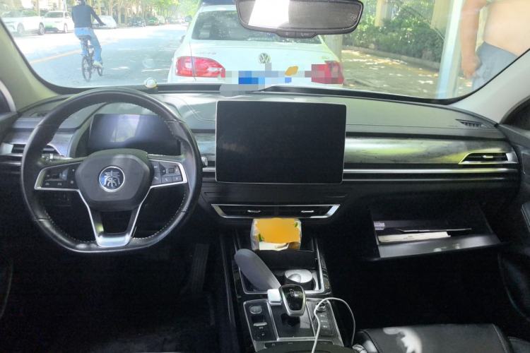 Used BYD Qin Pro New Energy 2019 EV Super Edition High-Power Long-Range Smart-Connected Cutting-Edge Model Center Console