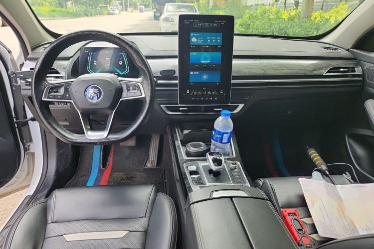 Used BYD Qin Pro New Energy 2019 EV Super Edition High-Power Long-Range Smart-Connected Cutting-Edge Model Center Console