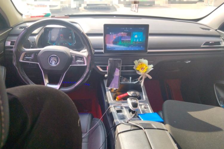 Used BYD Qin Pro New Energy 2019 DM Super Edition 1.5TI Automatic Smart Connect X-Trail Model China V Standard Center Console